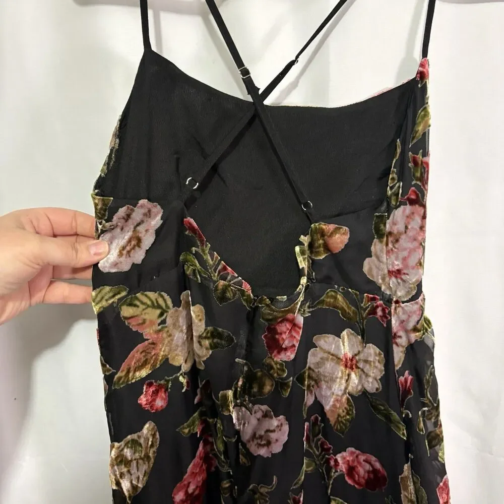 Olia Adjustable Strap Velvet Floral Burnout Whimsigoth Fairy Maxi Dress Size M - Picture 10 of 14